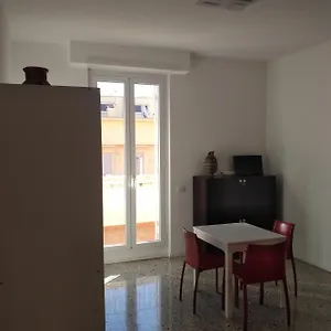 Via Raffaele Balestra Apartamento